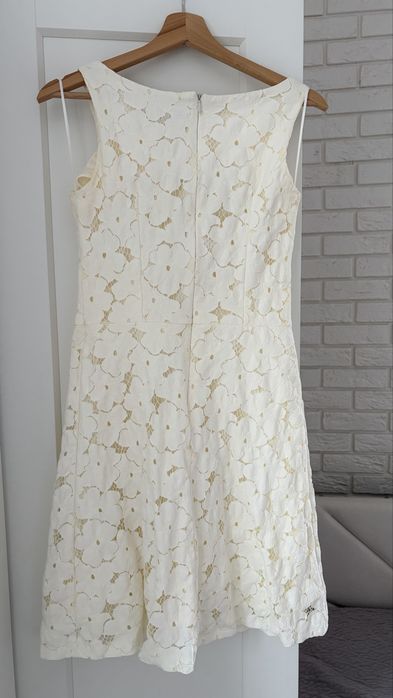 Elegancka sukienka na okazje 38