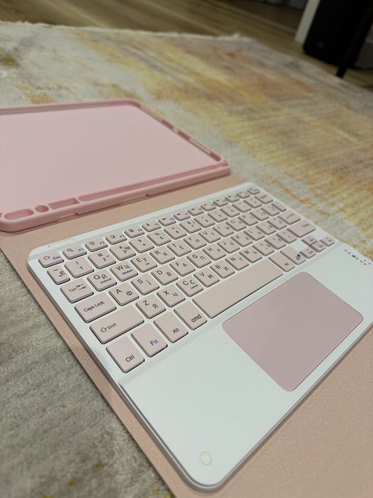 Smart Keyboard Case для iPad 11" з тачпадом, чохол, лавіатура, рожевий