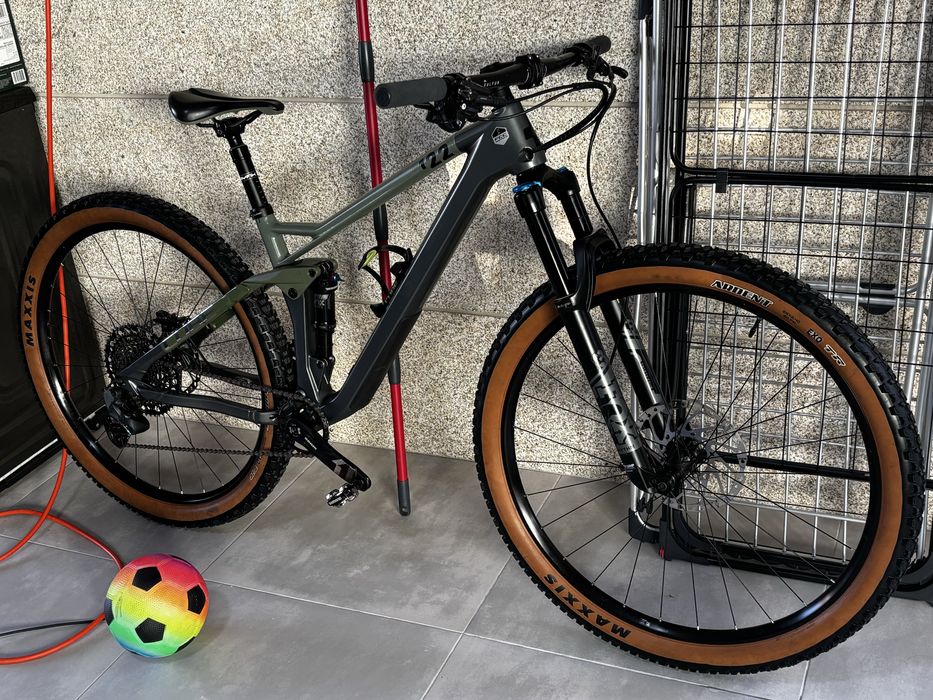 Vendo bicicleta Cube Stereo One22 HPC TM – tamanho M