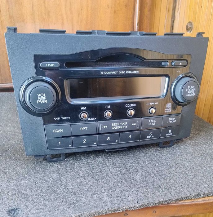 Автомагнітола  HONDA CR-V 6 DISC MP3 стереосистема.
