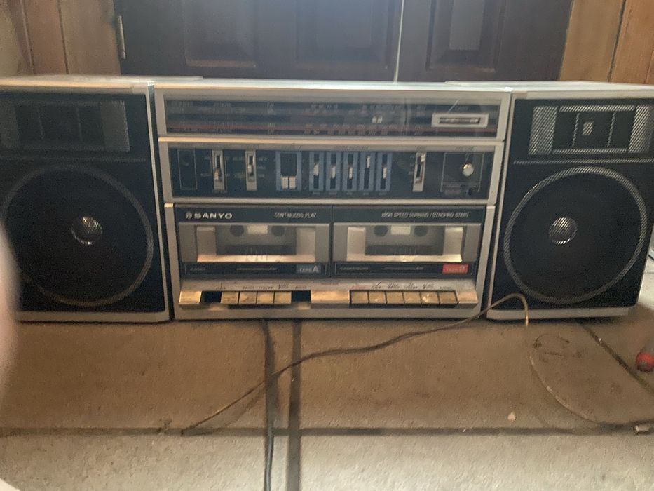 Radiomagnetofon sanyo c35
