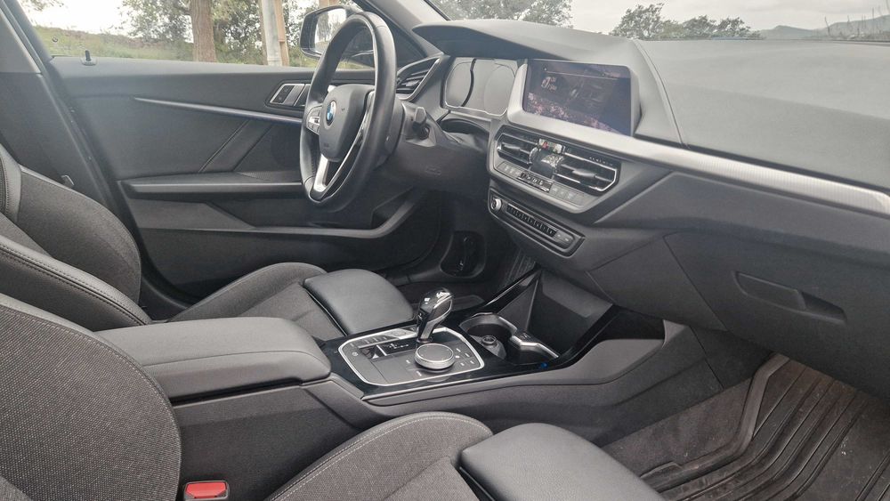BMW 116d Line Sport Auto (Nacional)