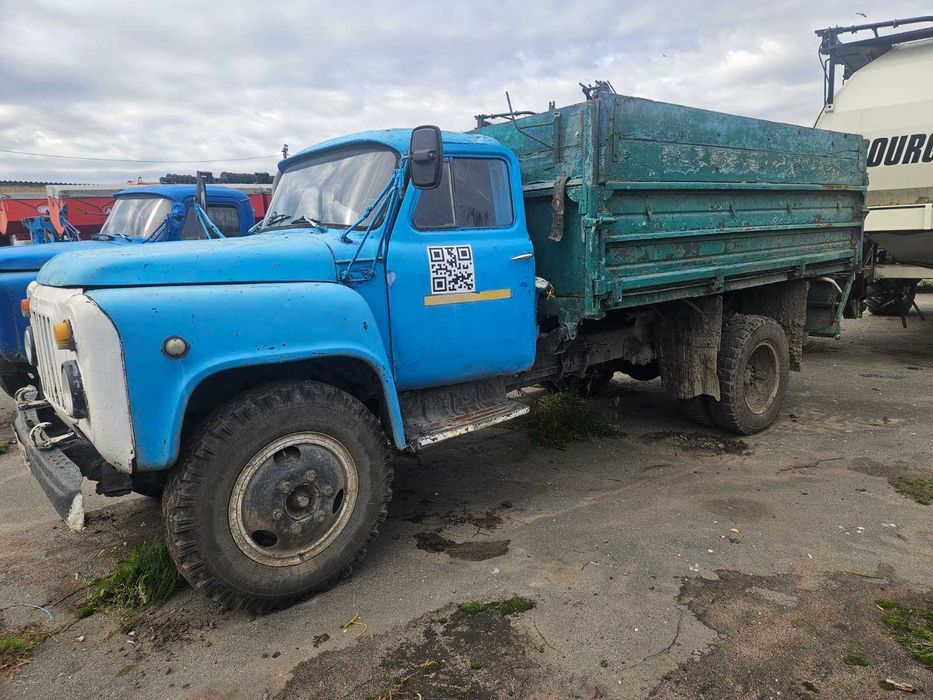 Автомобіль самоскид ГАЗ-САЗ-3507