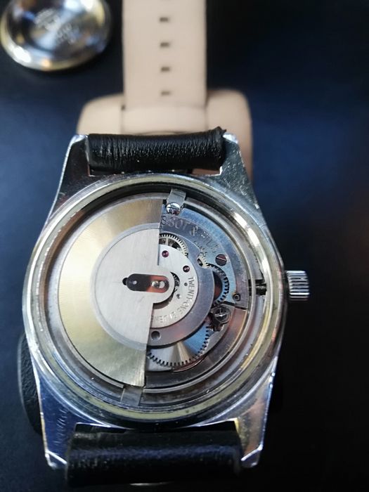TISSOT VISODATE AUTOMATIC Seastar Seven 

Świetnie zachowany, ładny