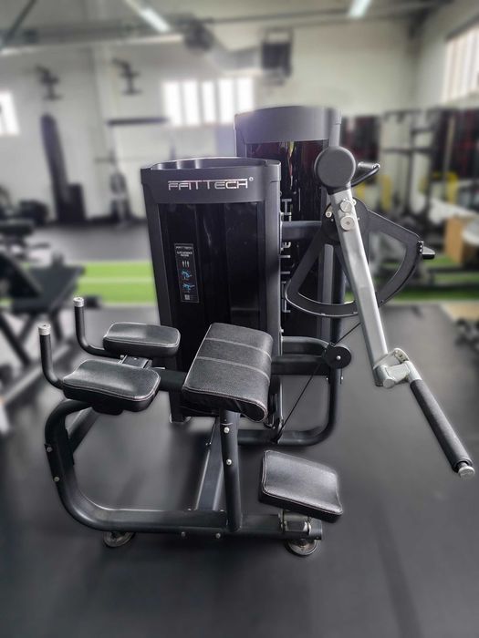 Ginásio Musculação | Máquina Profissional de Glúteos Kickback FFITTECH – Como Nova