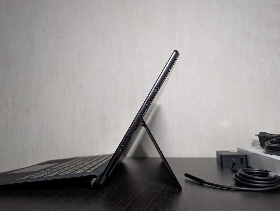 Microsoft Surface Pro 8 16/512gb Intel i7-1185g7