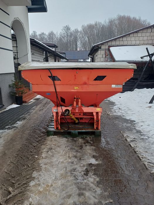 Rozsiewacz kuhn mds 932r2