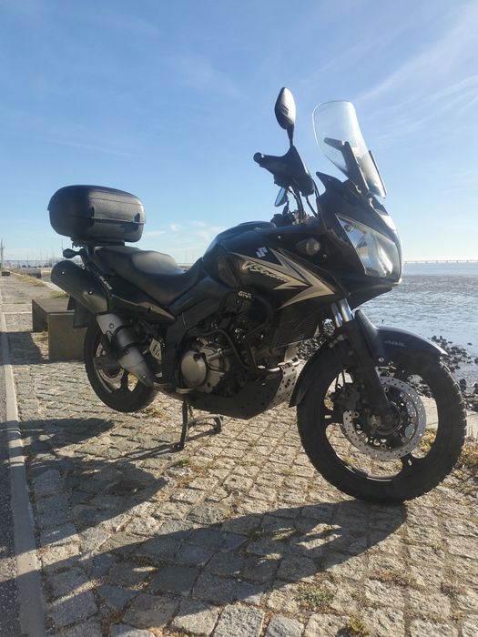 Suzuki  VS   650