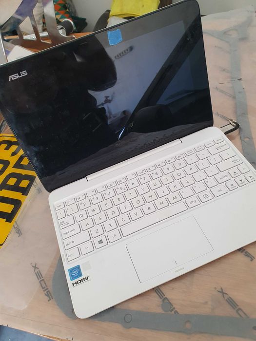 Asus Tablet/ Portatil