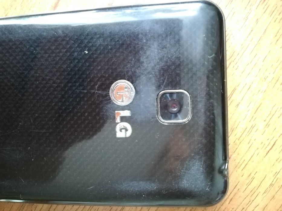 Telefon LG F5 w oryginalnym pudełku