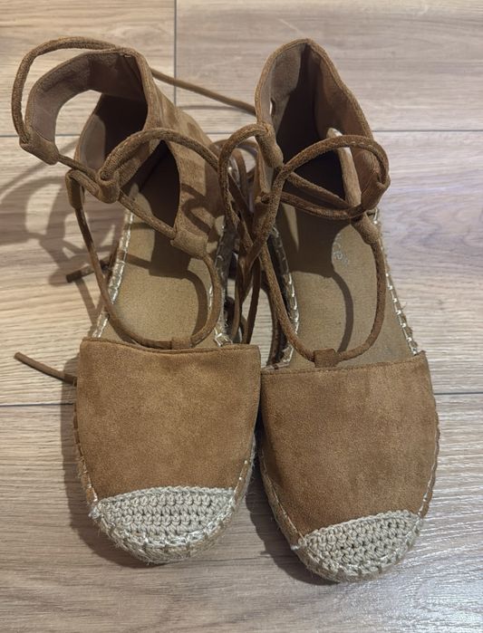 Espadryle balerinki wiązane camel rozmiar 37