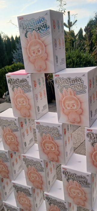 Pop mart labubu "Big into energy" original blind box