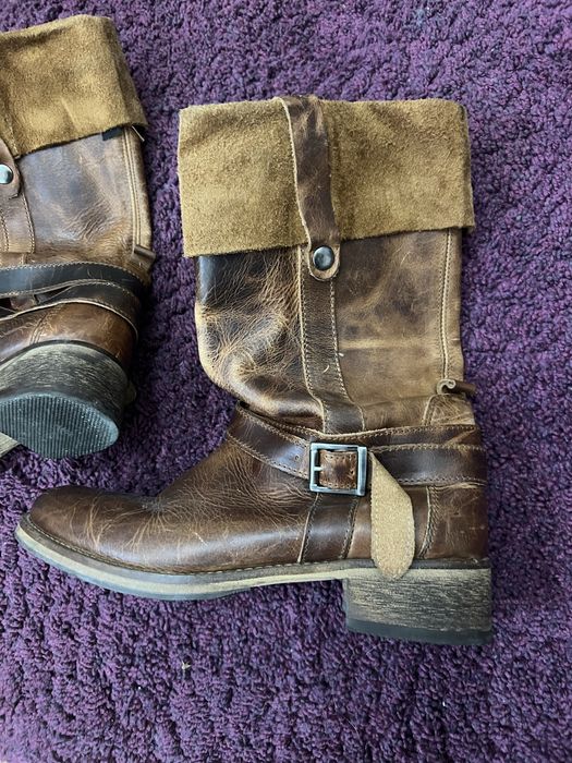 Botas vintage numero 38 em pele , couro maciso, original