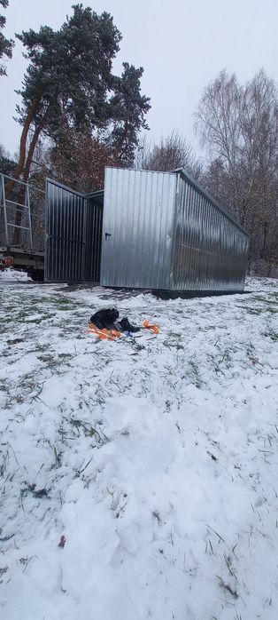 Garaż blaszany  Brama na wymiar