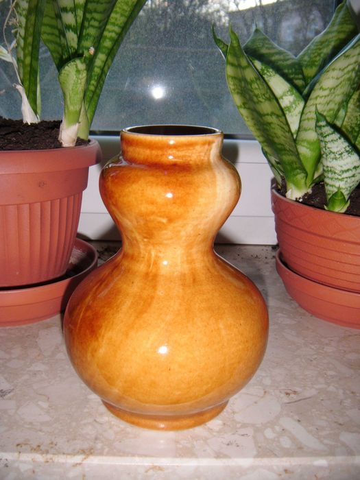 Wazon z czasów PRL (15,5cm))