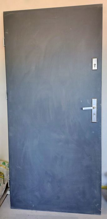 Drzwi zewnętrzne lewe,  metalowe + metalowa ościeżnica, budowlane, tym