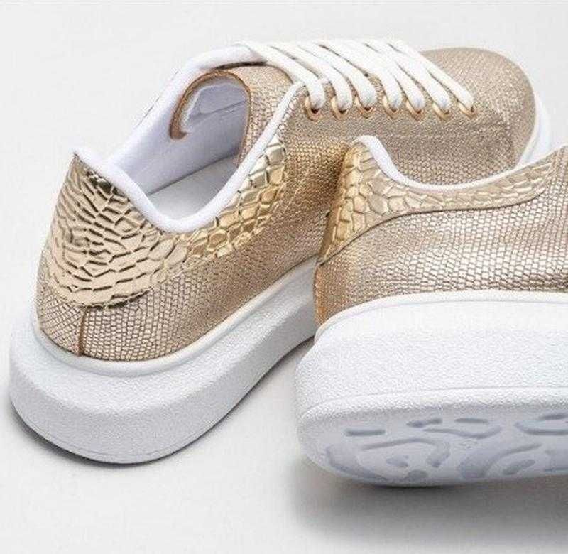 Adidas court vantage gold sales