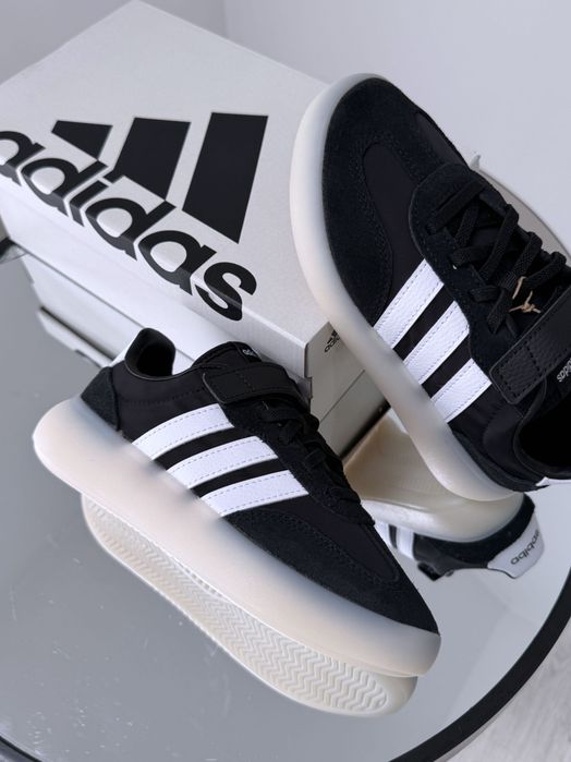 Детские оригинальные кроссовки на липучках Adidas 32/33/35р