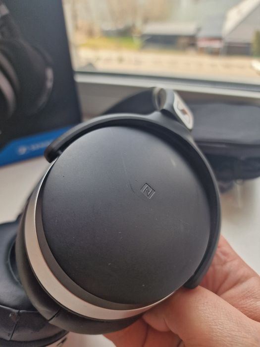Наушники навушники Sennheiser HD 4.50 BTNC
