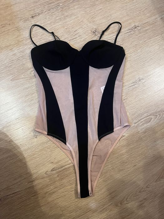 Новий гарний боді Zara