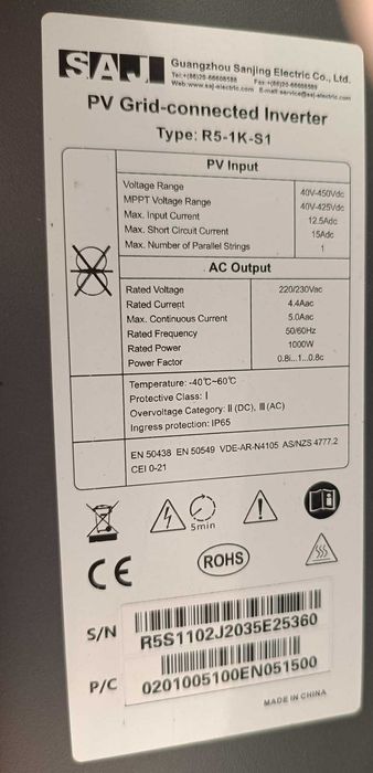 Sistema Fotovoltaico usado (Inversor SAJ 1kw + 3 Paineis Fotovoltaicos)