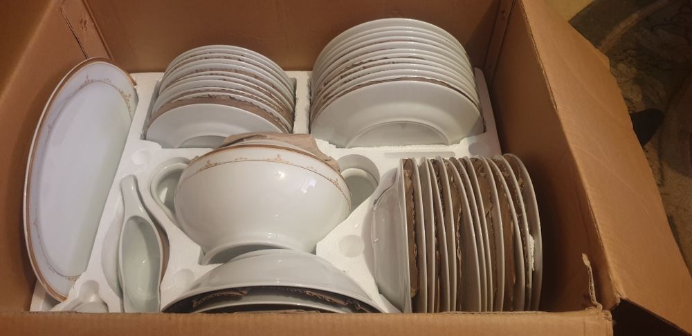 Zestaw obiadowy porcelana dla 12 osób unikat Lub ZAMIANA