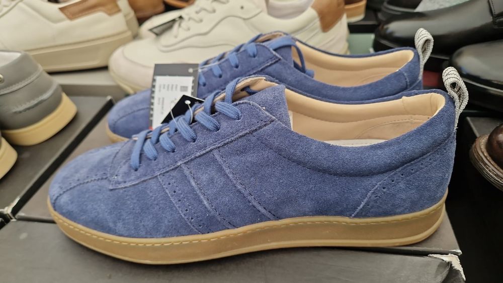 Tenis camurça azul marinho