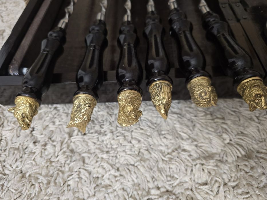 Єксклюзив Стіл- Кейс ручна робота