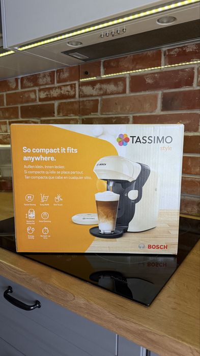 Ekspres Tassimo Style kremowy + szklanki Tassimo