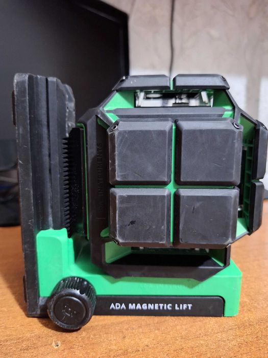 Продам лазерний нівелірADA Tank4-360 Geen Ultimate Edition