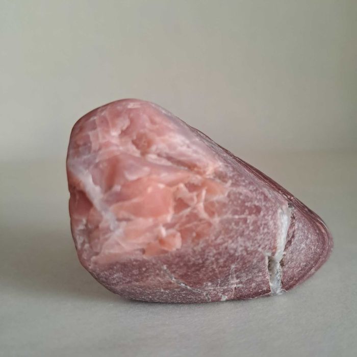 Камінь природний для колекції