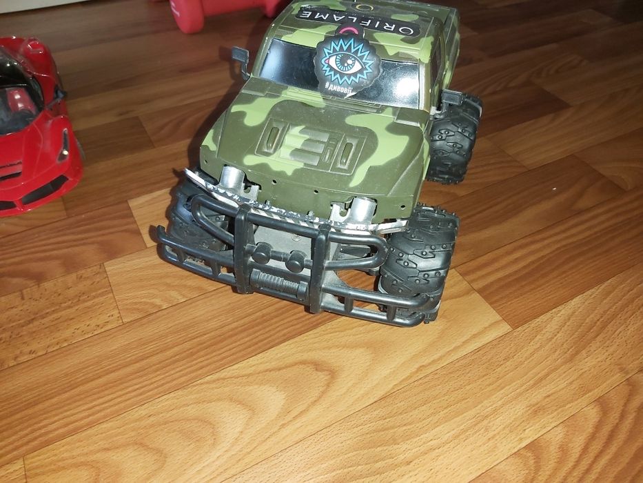 Продам джип на пульте