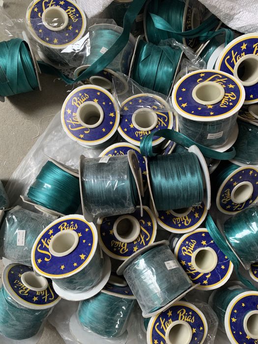 Швейная фурнитура / косая бейка / тесьма / украшения 30 грн/бабина