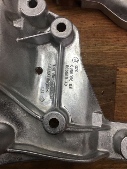 Підрамник балка 7 серія g70 г 70