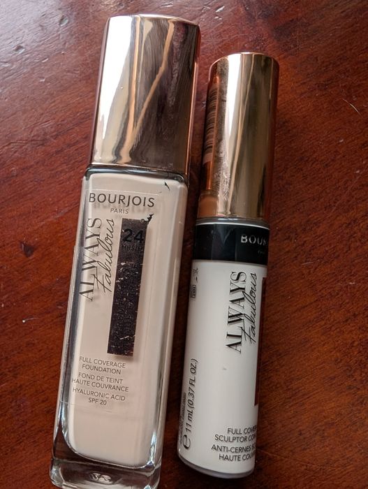 Podkład Bourjois+korektor