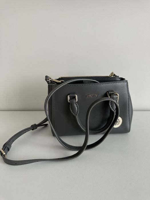 Szara torebka mini do ręki na ramię DKNY