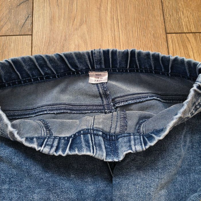 Spodnie dla dziewczynki 128