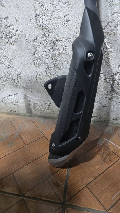 Escape benelli bn 125