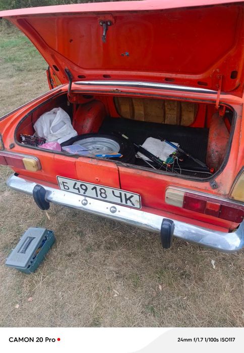 Продам  москвич.