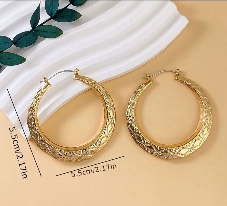 Аксесуари: намисто, цепочка, ланцюжок, сережки, пірсинг