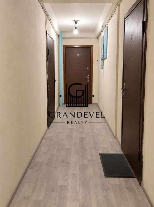 Продаж 2к квартира  вул. Зодчих 34, Святошин, Київ