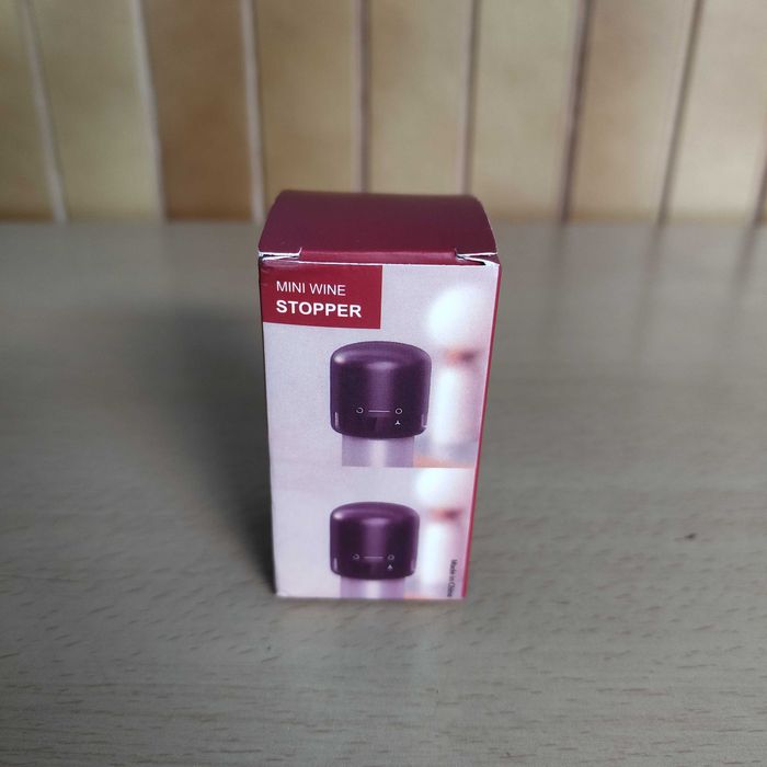 2 Wine Stopper Bottle Corks64729491501314121