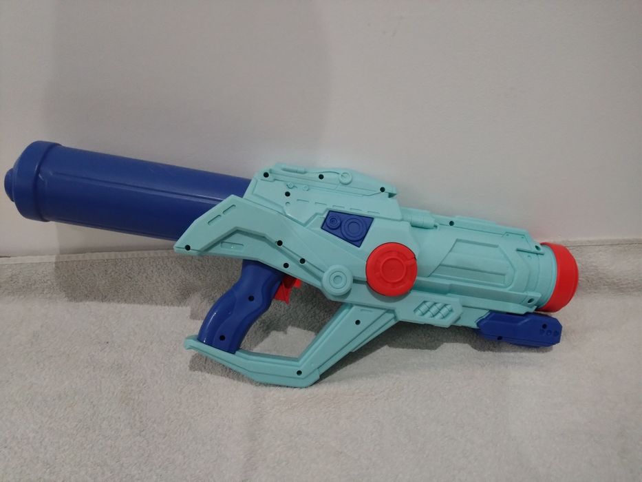 Pistolet na wodę śmingus dyngusa Wysyłka