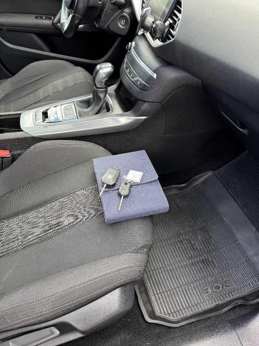 Peugeot 308 2.0hdi 2015 АВТОМАТ