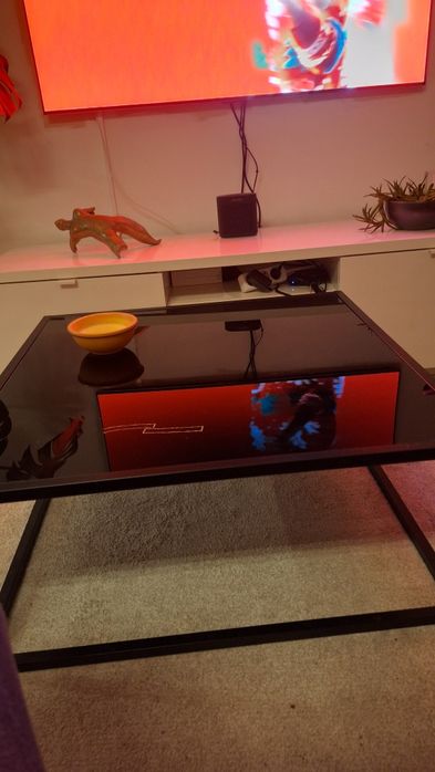 Mesa centro contemporanea preta