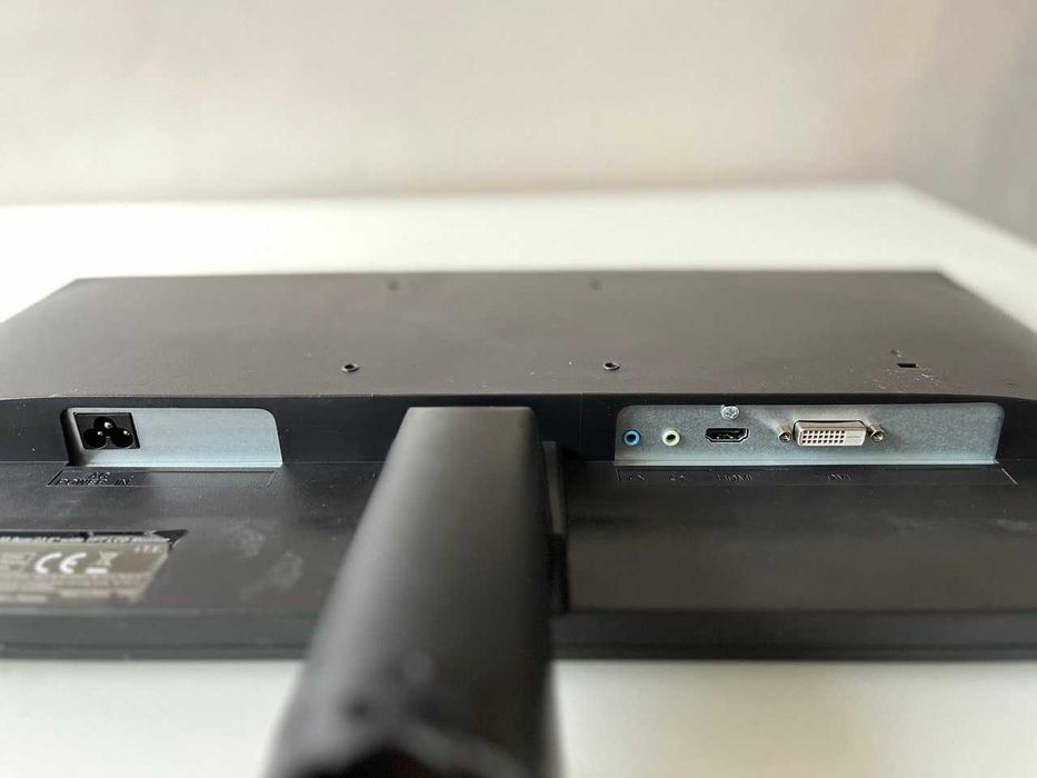 монітор TERRA 2447 W, DVI+HDMI вбудований БЖ та динаміки
