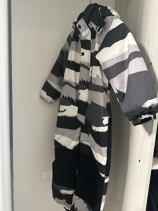 Зимний комбинезон Lassie 110,Пижама набор велюровый zara 4-5 лет