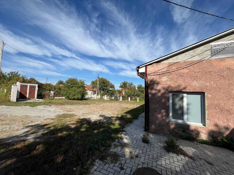 Продаж ОСБ 252.9м2/ СМТ Бабаї/ Центр/ Траса 1.5км