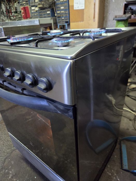 Fogão inox em bom estado