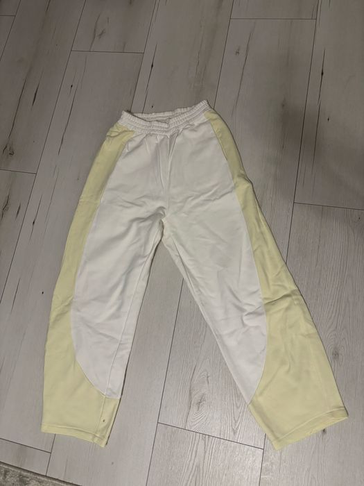 By o la la jak nowy dres dwukolorowy śmietanka/ananas S